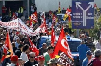 法国爆发25年来最大规模罢工！